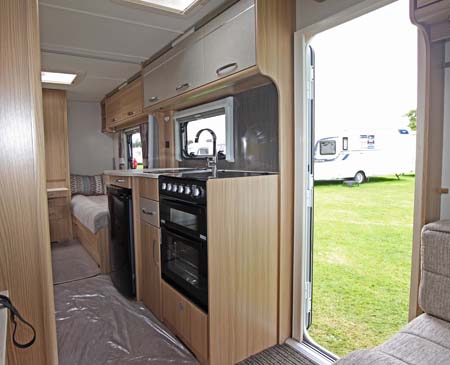 Coachman Vision 570 Kitchen