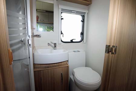 Coachman Vision 570 Washroom