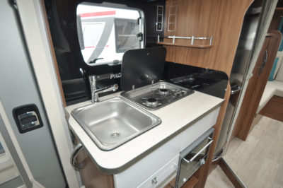 Pilote Galaxy 650U Sensation Motorhome kitchen