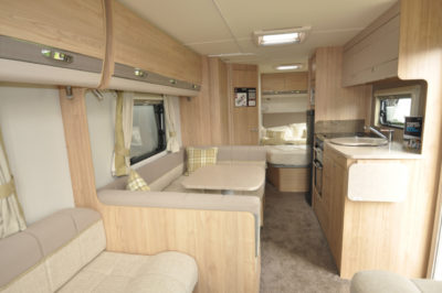 Elddis Avante 840 interior