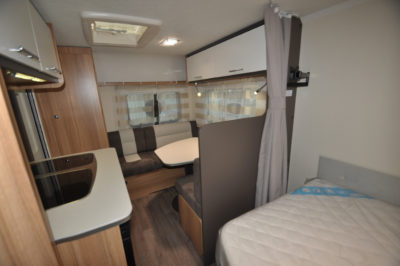 Caravelair Antares 420 interior