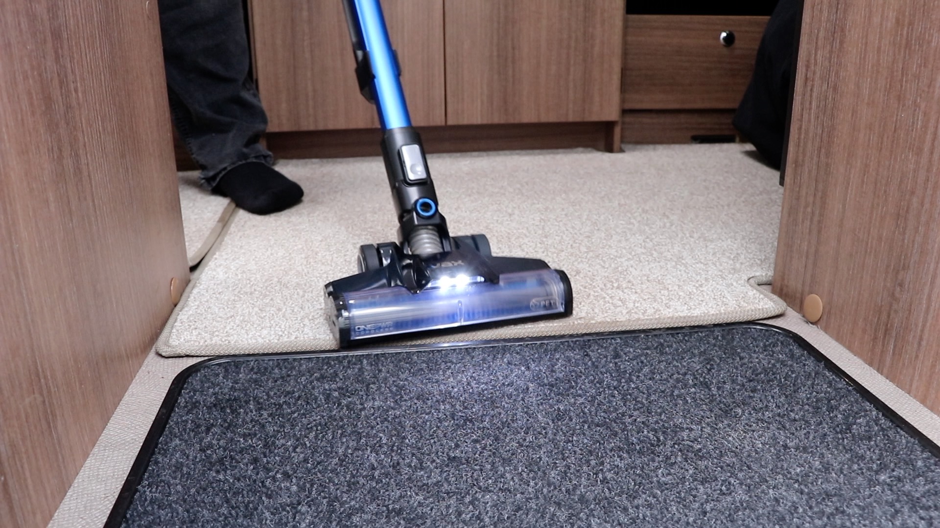 Video How to prevent damp in your caravan Caravan Guard