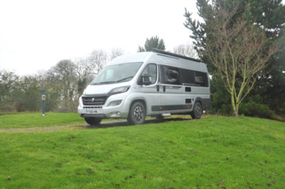 2017 Auto-Trail V Line SE 636 motorhome review thumbnail