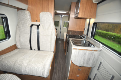 Auto Trail V-Line SE 636 Interior 2