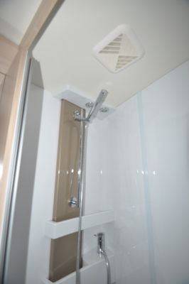 Burstner Lyseo 744 Shower