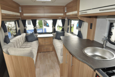 Lunar Quasar 674 Interior 2