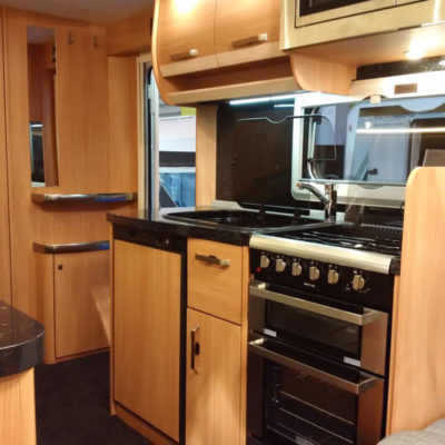 Knaus Star Class 550 Kitchen