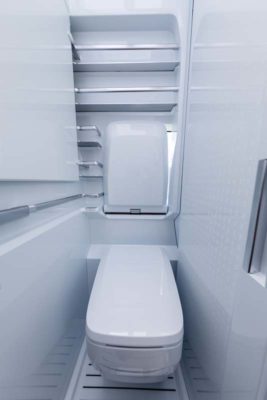 VW California XXL washroom WC