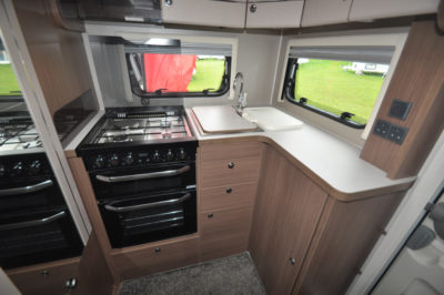 Elddis Affinity 462 kitchen