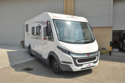 Roller Team Pegaso 740 exterior 1