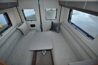 Auto-Trail Tribute 680 Lounge