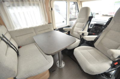 Hymer Exsis I 504 Cab Dining Seating