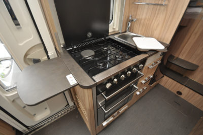 Hymer Exsis I 504 Kitchen