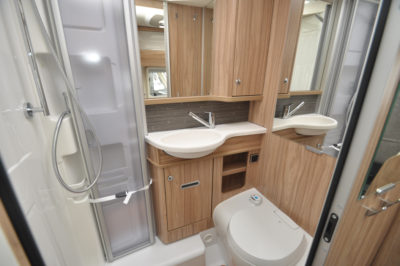 Hymer Exsis I 504 Washroom2