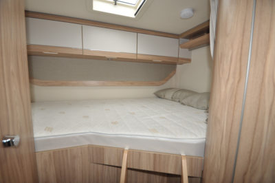 Hymer Exsis I 504 bed