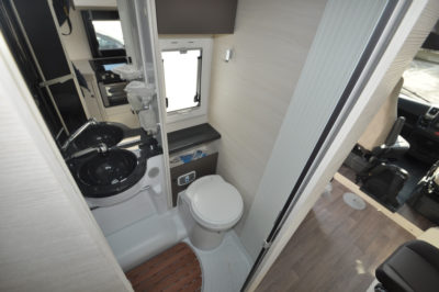 Chausson TravelLine 711 Motorhome Washroom