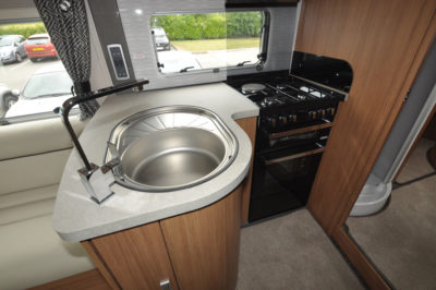 Auto-Trail Delaware HB L-shaped kitchen