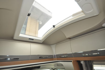 Auto-Trail Delaware HB skylight