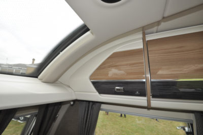 Swift Elegance Grande 560 sky light and storage