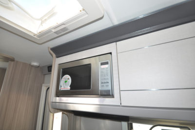 Coachman Pastiche 470 microwave