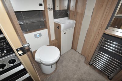 Swift Kon Tiki 650 washroom