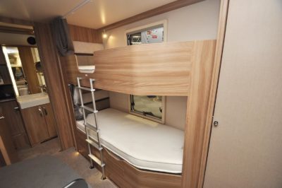 Swift Elegance Grande 655 bunks