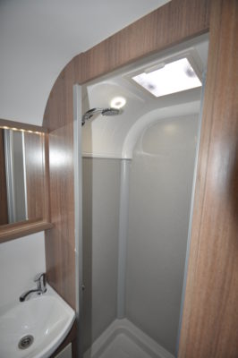 2019 Bailey Pegasus Grande Rimini shower