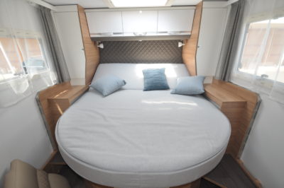 2019 Adria Matrix Supreme 670DC bedroom