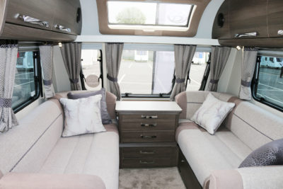 2019 Buccaneer Aruba caravan lounge