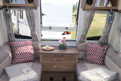 2019 Bailey Phoenix 420 caravan lounge