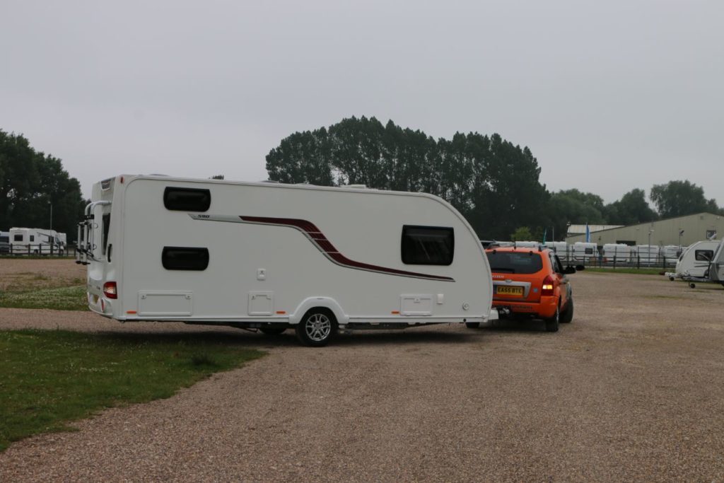 VIDEO Five Tips For Reversing Your Caravan