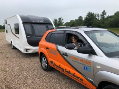 Using your mirrors when reversing with a caravan