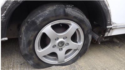 Caravan tyre blow-out