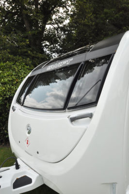 2020 Swift Sprite Super Quattro EB caravan front window