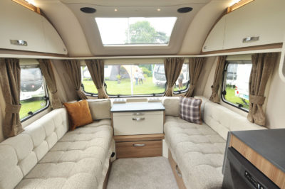 2020 Swift Sprite Super Quattro EB caravan lounge