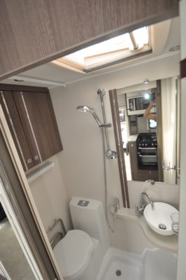 2020 Elddis Encore 250 washroom