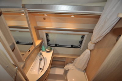 Eriba OceanDrive 530 washroom