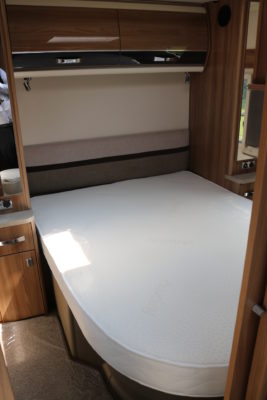 2020 Swift Elegance Grande 850 bed