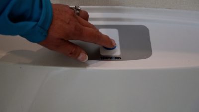 caravan toilet flush