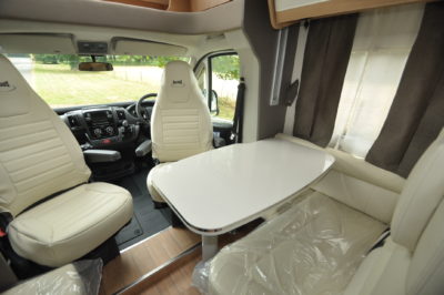 2020 McLouis Fusion 367 motorhome lounge