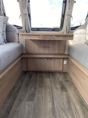 2021 Coachman Laser 575 Xcel caravan