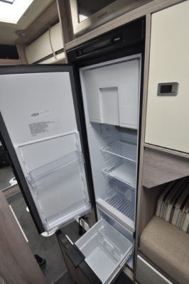 Solaris XL fridge