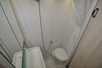 2021 Auto-Trail Expedition 67 motorhome washroom