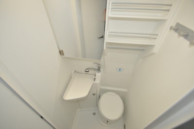 Volkswagen Grand California 680 motorhome washroom