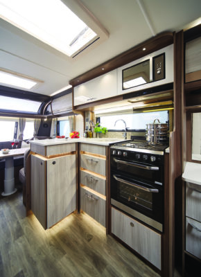 2021 Coachman Lusso caravan