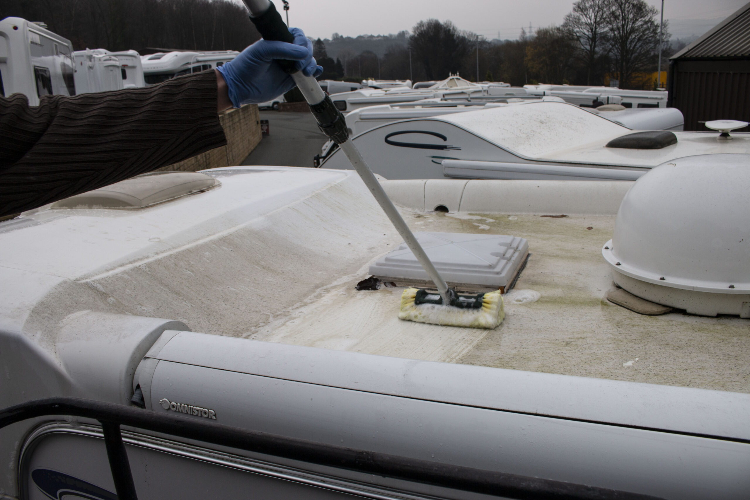 cleaning a motorhome roof