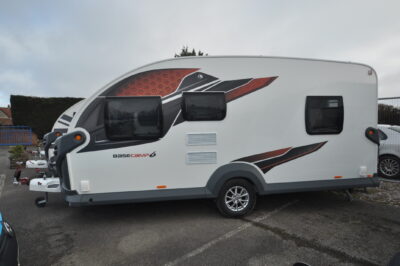 2022 Swift Basecamp 6 caravan