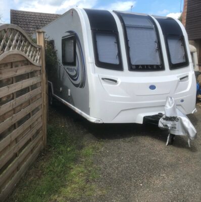 motor mover to park near fence