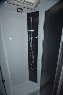 2022 Chausson First Line 720 shower