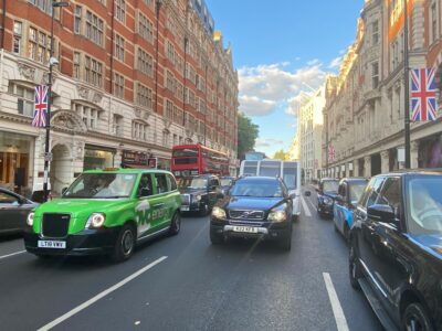 London busy streets and black cab